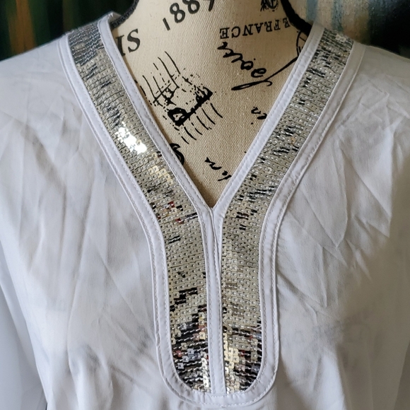 Yoins White w/ Silver sequins v neck blouse - Picture 2 of 4